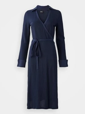 Sukienka z dżerseju Boss