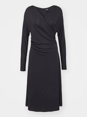 Sukienka z dżerseju Boss