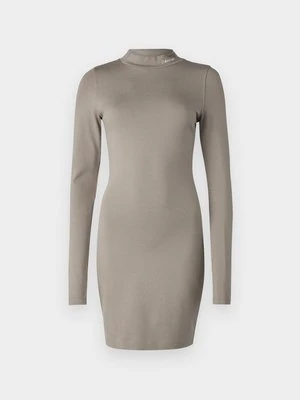 Sukienka z dżerseju Calvin Klein Jeans