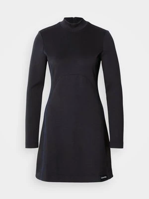 Sukienka z dżerseju Calvin Klein Jeans czarny