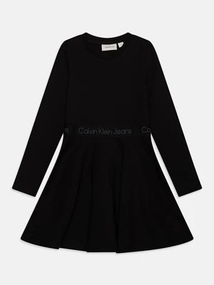 Sukienka z dżerseju Calvin Klein Jeans