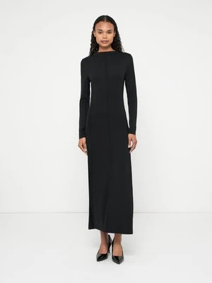 Sukienka z dżerseju closed