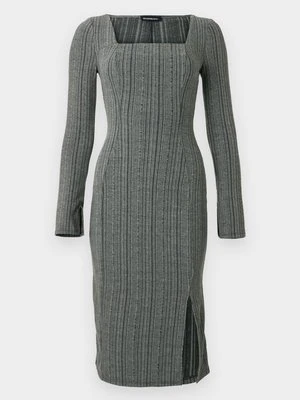 Sukienka z dżerseju Even&Odd