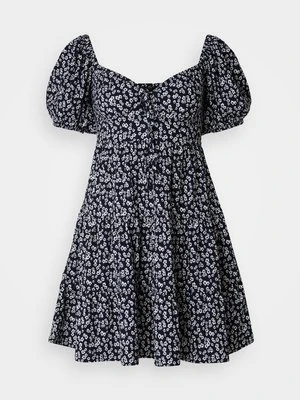 Sukienka z dżerseju Gina Tricot