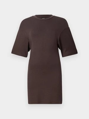 Sukienka z dżerseju Gina Tricot