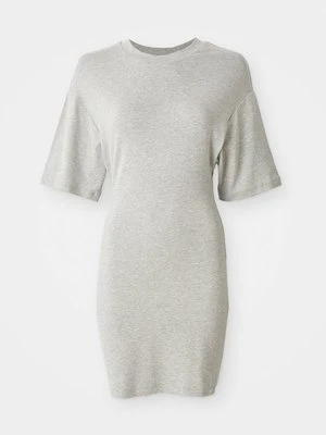Sukienka z dżerseju Gina Tricot