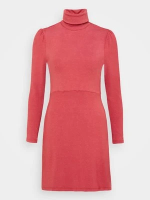 Sukienka z dżerseju Glamorous Petite