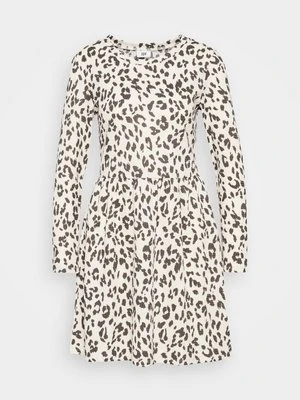 Sukienka z dżerseju JDY