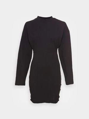 Sukienka z dżerseju Missguided