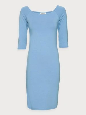 Sukienka z dżerseju Modström