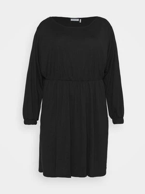 Sukienka z dżerseju NU-IN