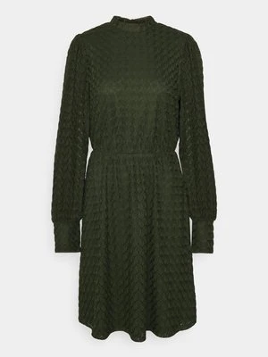 Sukienka z dżerseju Only Tall