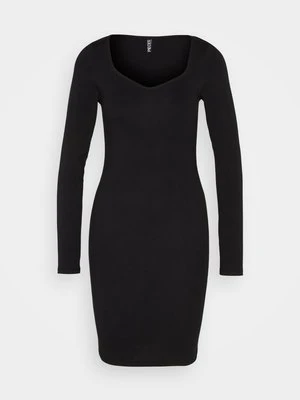 Sukienka z dżerseju Pieces