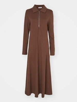 Sukienka z dżerseju Rodebjer