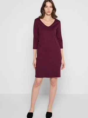 Sukienka z dżerseju Selected