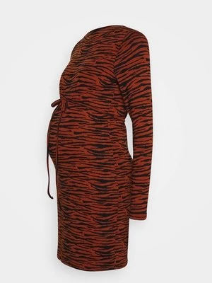 Sukienka z dżerseju Supermom