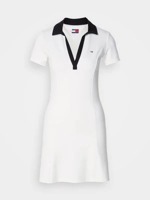 Sukienka z dżerseju Tommy Jeans