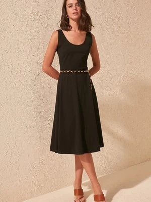 Sukienka z dżerseju Trendyol