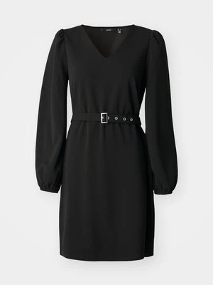 Sukienka z dżerseju Vero Moda czarny