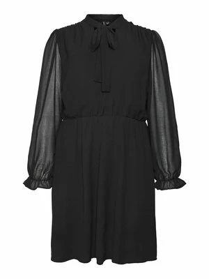Sukienka z dżerseju Vero Moda Curve