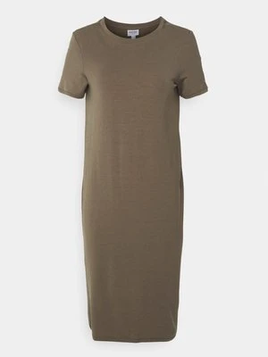 Sukienka z dżerseju Vero Moda Petite