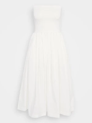 Sukienka z dżerseju Vero Moda Petite