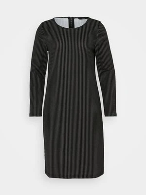 Sukienka z dżerseju Vero Moda Tall