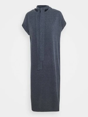 Sukienka z dżerseju Vero Moda Tall
