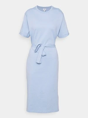 Sukienka z dżerseju Vero Moda Tall
