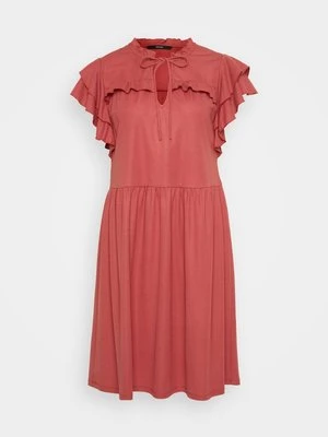 Sukienka z dżerseju Vero Moda Tall