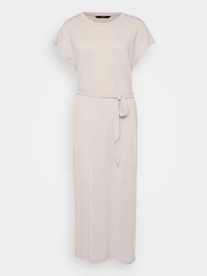 Sukienka z dżerseju Vero Moda Tall