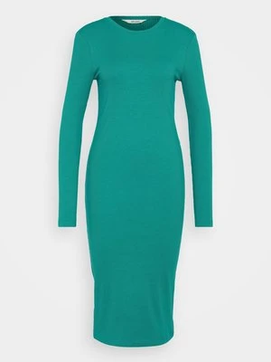 Sukienka z dżerseju Vero Moda Tall