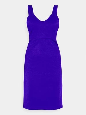 Sukienka z dżerseju Vila