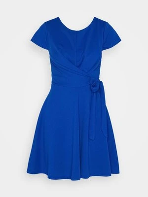 Sukienka z dżerseju WAL G.