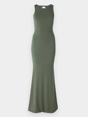 Sukienka z dżerseju WAL G.