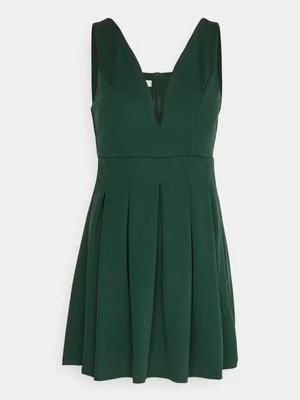 Sukienka z dżerseju WAL G PETITE