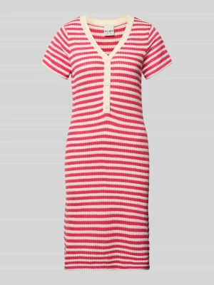 Sukienka z dzianiny do kolan z dekoltem w serek model 'LORIANNA' Ichi