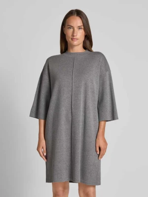 Sukienka z dzianiny o długości do kolan z rękawem o dł. 1/2 model ‘Wanalo’ Opus