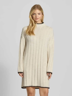 Sukienka z dzianiny o kroju comfort fit z detalami w kontrastowym kolorze model ‘CHICK’ Only
