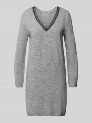 Sukienka z dzianiny taliowana z dekoltem w serek model ‘TAMMY’ Only