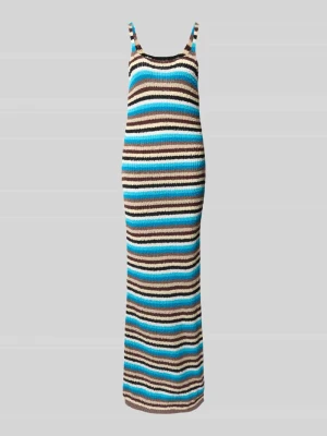 Sukienka z dzianiny we wzór na całej powierzchni model 'CAJSA' Topshop