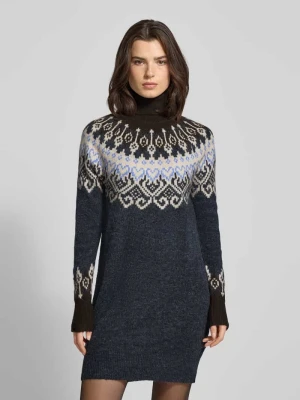 Sukienka z dzianiny z golfem model ‘Merla’ FREE/QUENT