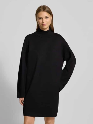 Sukienka z dzianiny z mieszanki wiskozy ze stójką Jake*s Collection