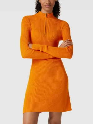 Sukienka z efektem prążkowania model ‘ WILLOW’ Vero Moda