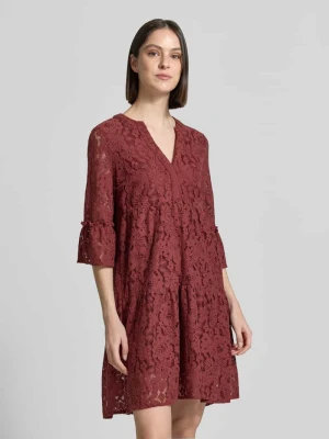 Sukienka z koronki o kroju loose fit z mieszanka bawełny model 'HONEY' Vero Moda