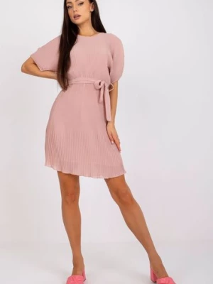 Sukienka z krótkim rękawem z wiązaniem - różowa Italy Moda
