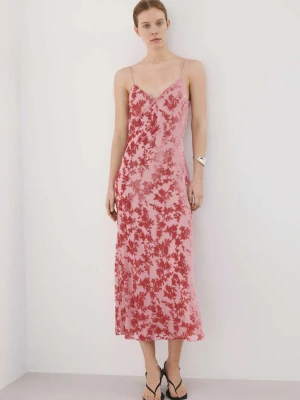 Sukienka z kwiatowego materiału devoré pastelowy róż - Kobieta - - MANGO