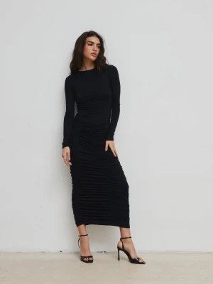 Zdjęcie produktu Sukienka z marszczeniami w kolorze TOTALLY BLACK - PIURA-S/M Marsala