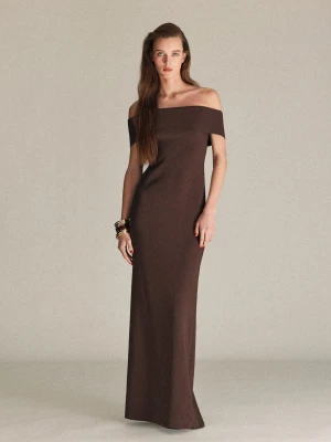 Sukienka z odkrytymi ramionami i rozcięciem brązowy - Kobieta - - MANGO
