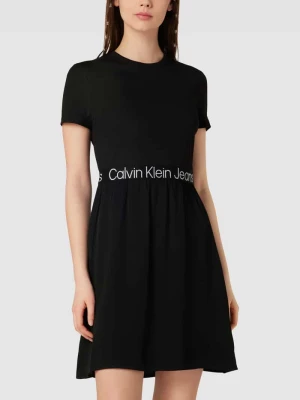 Sukienka z paskiem z logo Calvin Klein Jeans